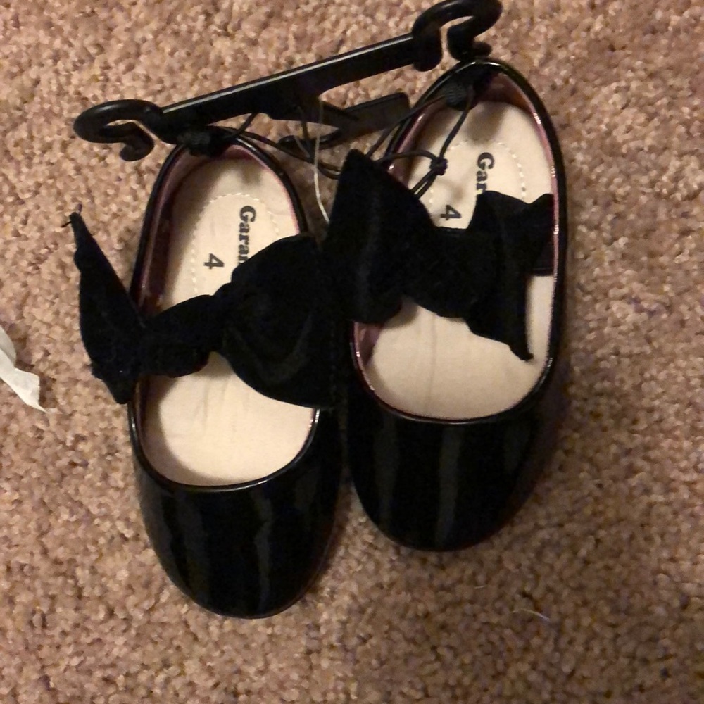 Black Dress Shoe 4c